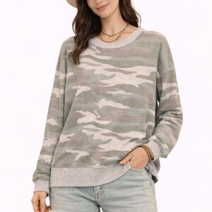 EUC Aerie Size Small Womens Oversized‎ Camouflage Soft Sweatshirt